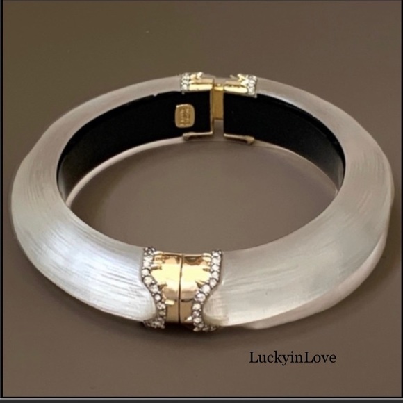 ALEXIS BITTAR• White Lucite Liquid Gold Gold Thorny Segmented Hinged Bracelet - Picture 11 of 11